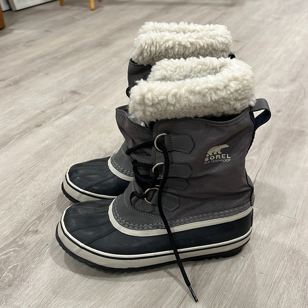 Womens snow boots